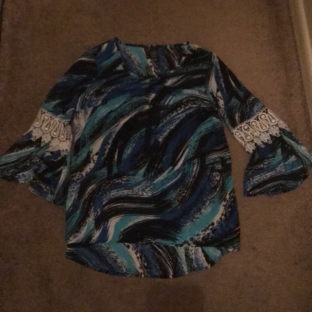 Blue, Black and White Sheek Blouse